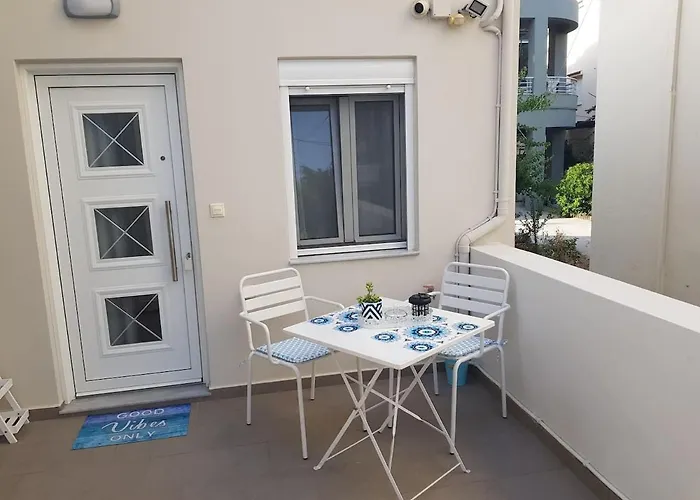 Happy Travelers Free Parking アパート ハニア